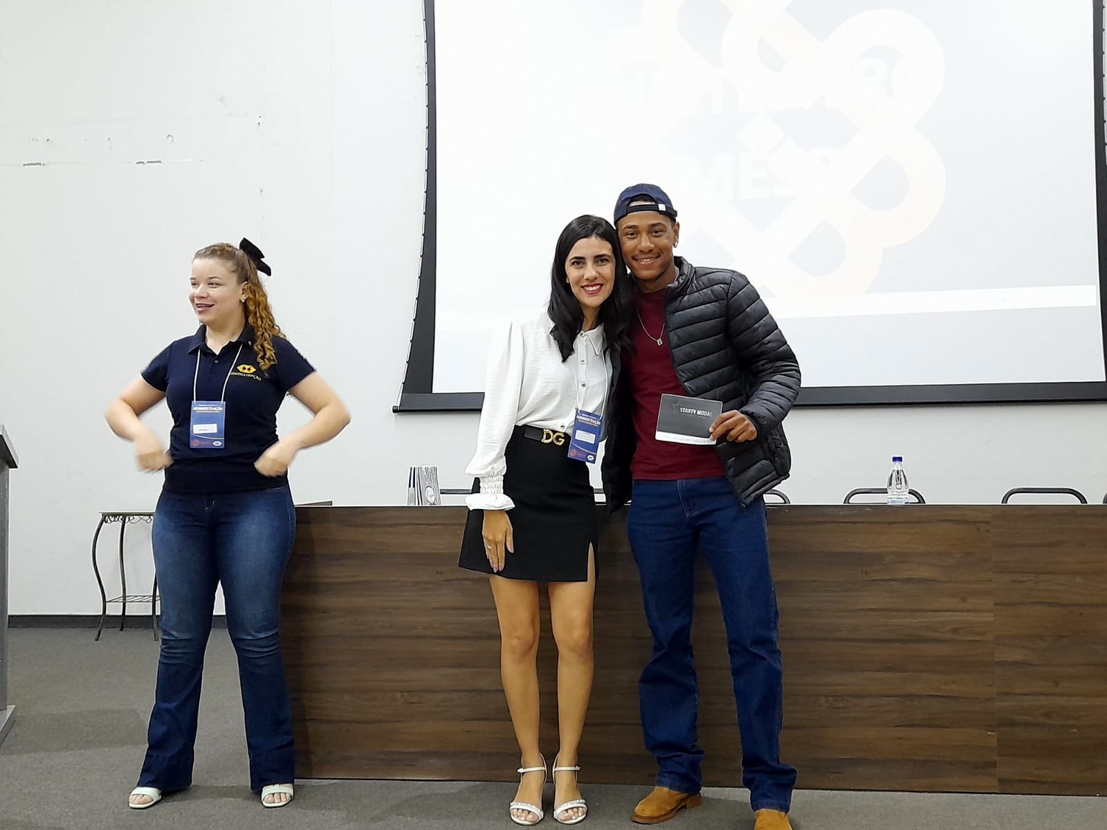 33ª Semana Científica da Administração | Stephanie Achcar e  Rafael Natrielli