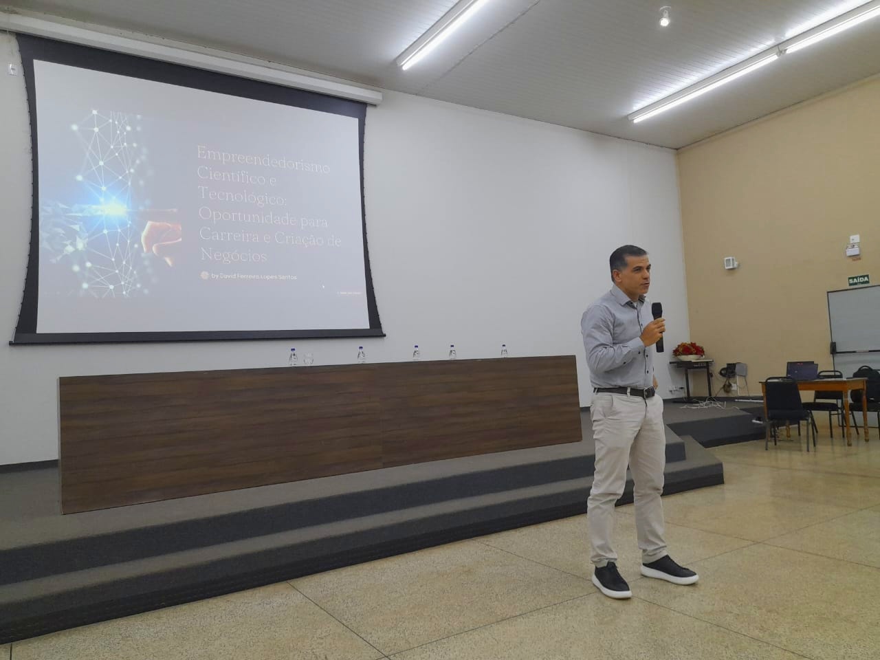 33ª Semana Científica de Administração | Prof. Dr. David Ferreira Lopes Santos