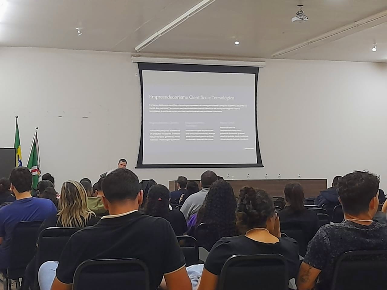 33ª Semana Científica de Administração | Prof. Dr. David Ferreira Lopes Santos