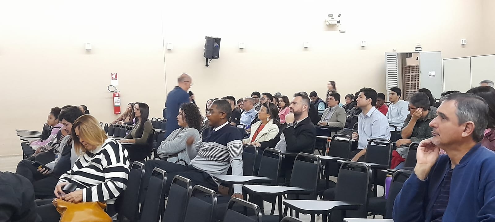 Workshop “Em mentes quadradas, ideias novas não circulam”