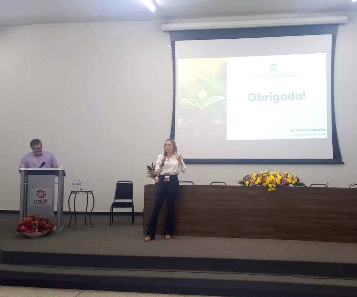 32ª Semana de Administração | Carol Curimbaba