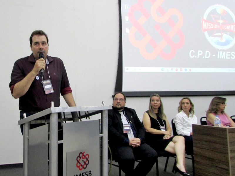 32ª Semana de Administração | Carol Curimbaba