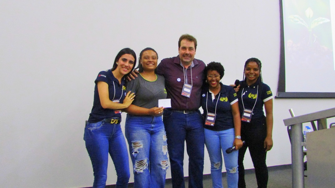 32ª Semana de Administração | Carol Curimbaba