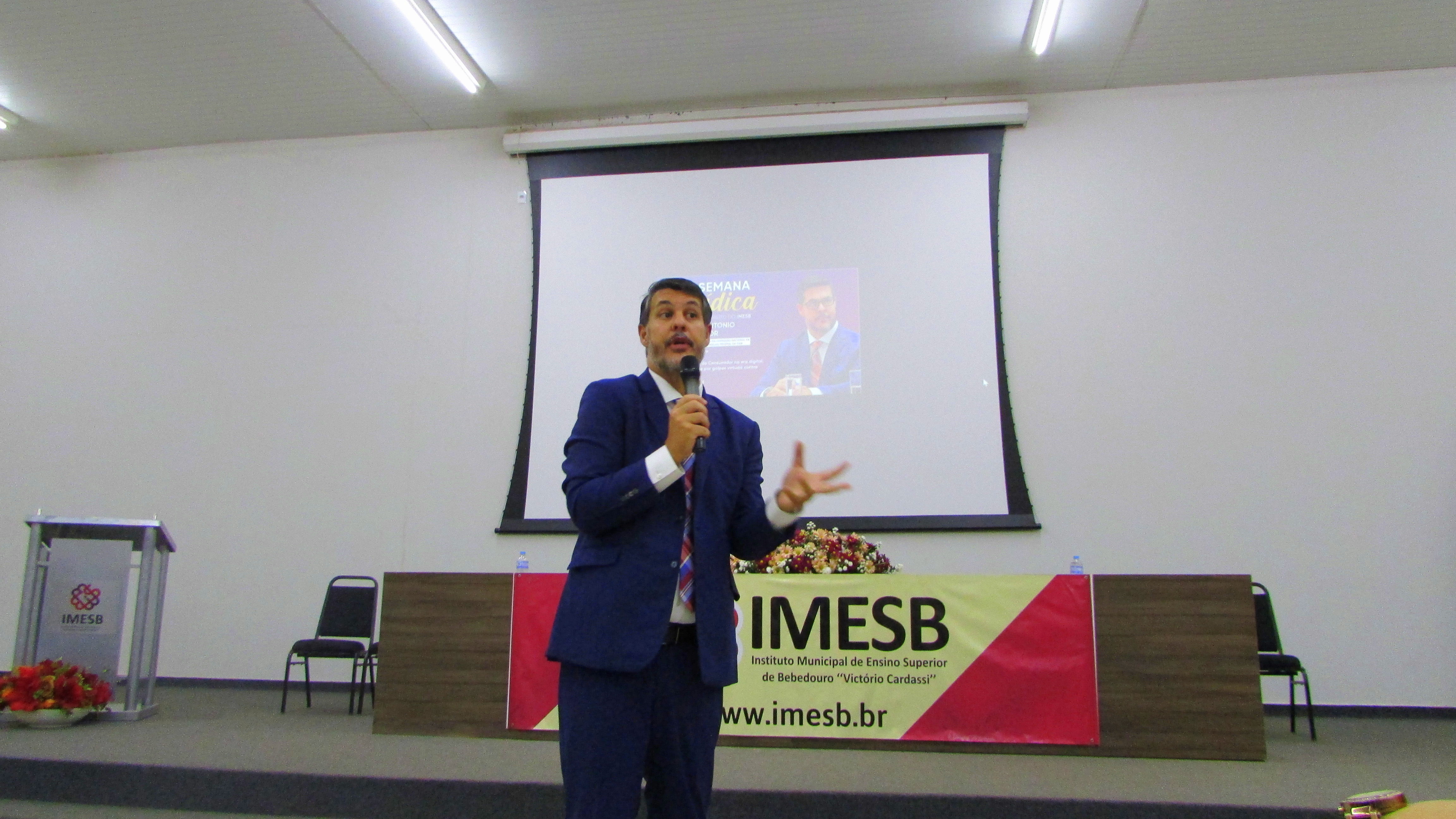 XX Semana Jurídica | "Direito do Consumidor na era digital: responsabilidade por golpes virtuais contra o consumidor"