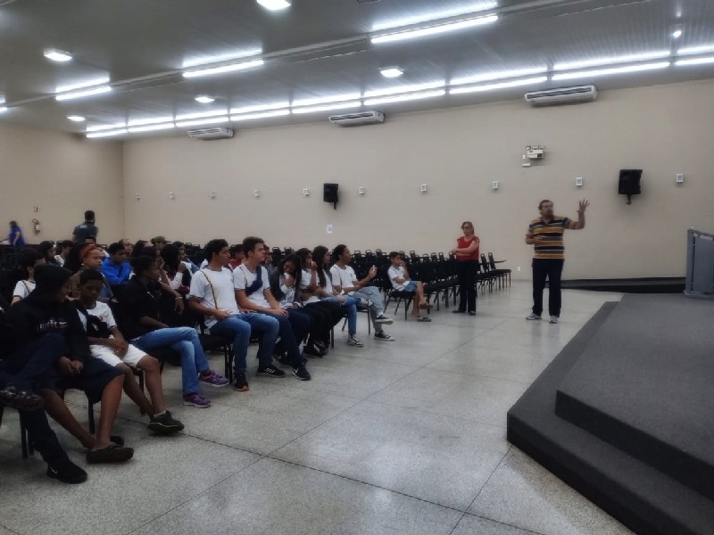 IMESB recebe a visita dos alunos da Escola José Francisco Paschoal