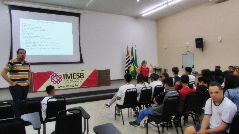 IMESB recebe a visita dos alunos da Escola José Francisco Paschoal