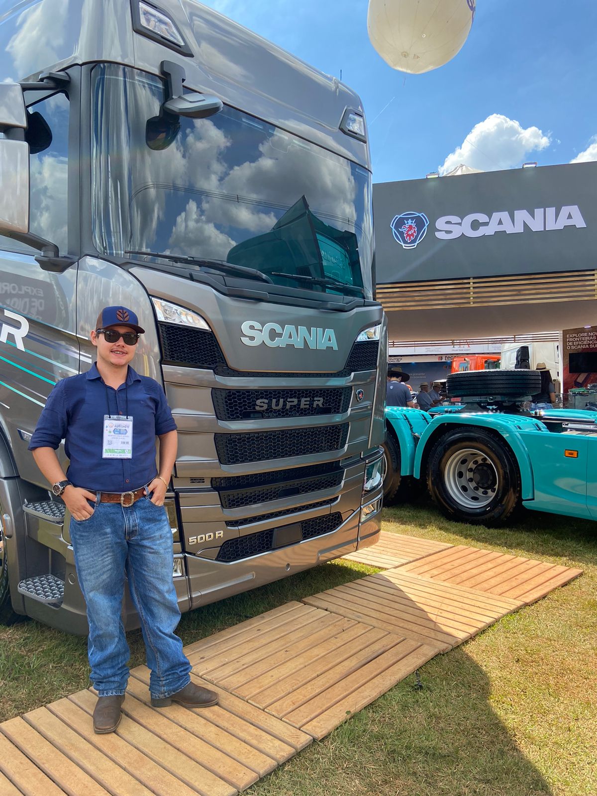 d0467670-46b8-49ef-9fc4-5a9e2c05b6f8