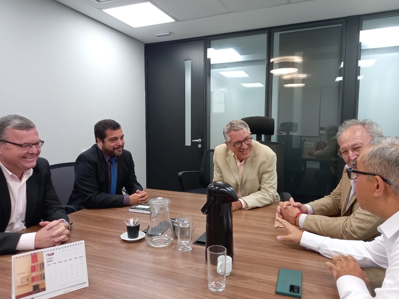 07f01064-84fc-491f-b545-54d3dfce059e