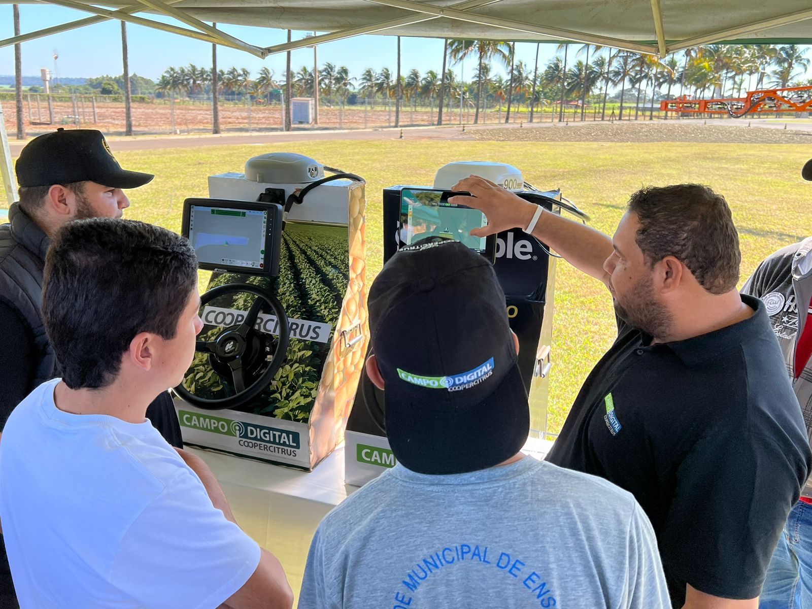 edc44258-c5f4-42ff-b3f6-8fded0decc77