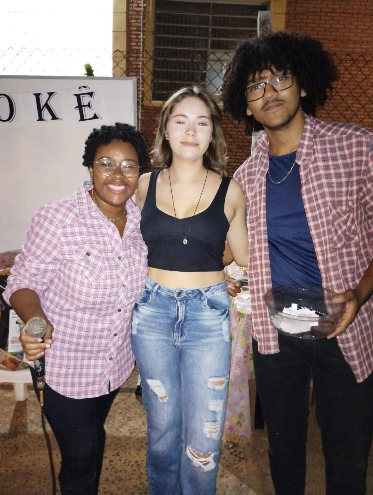 d8e47660-e640-4b77-9013-b4e3154bca6d