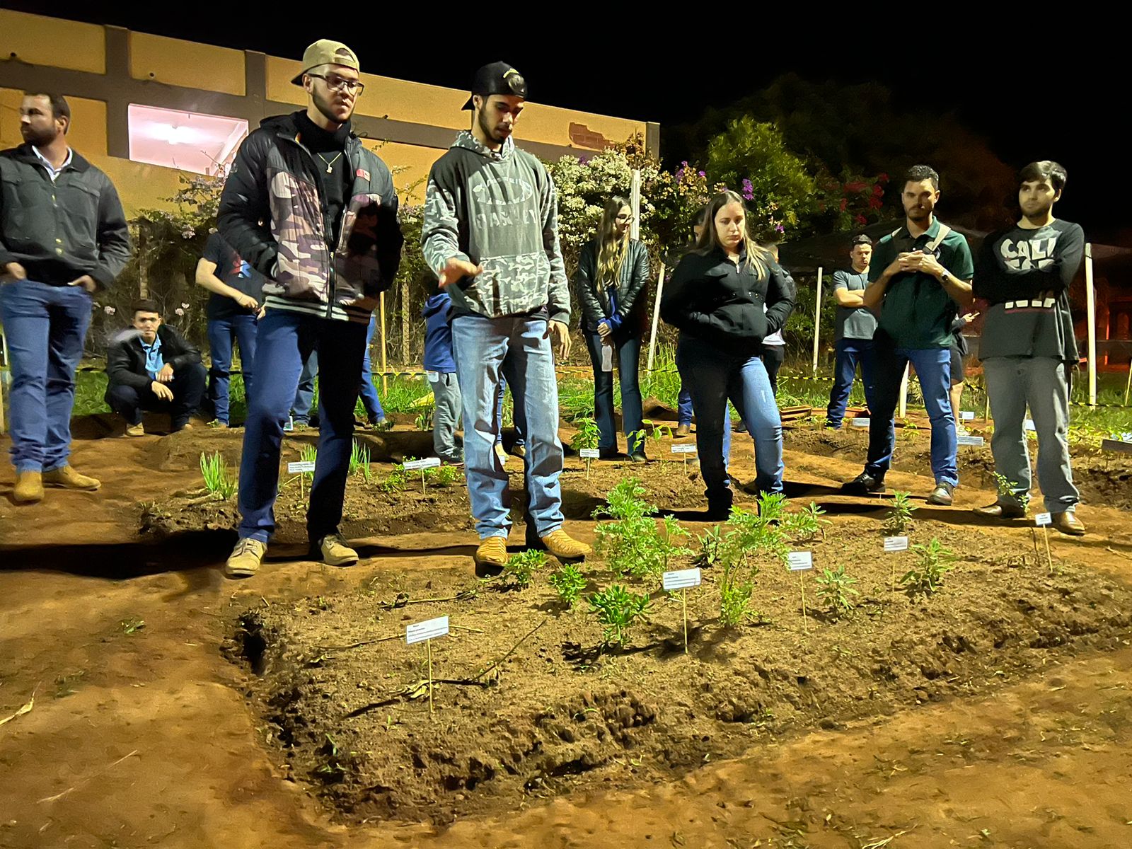 be8bf8cc-02e4-4b20-84c2-d98970adc9d6