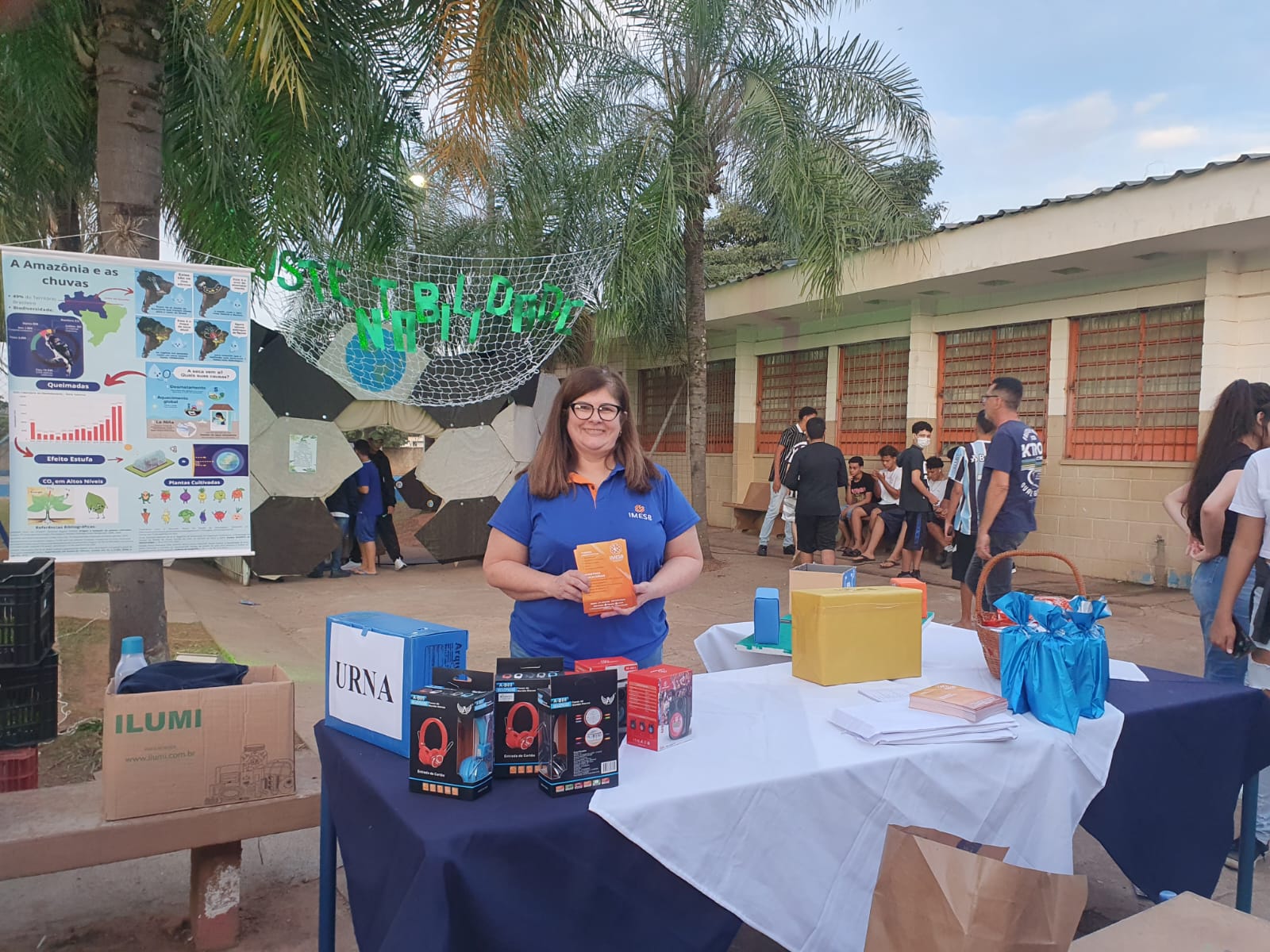 4b056e72-ab12-443e-9178-95c6a943a36d