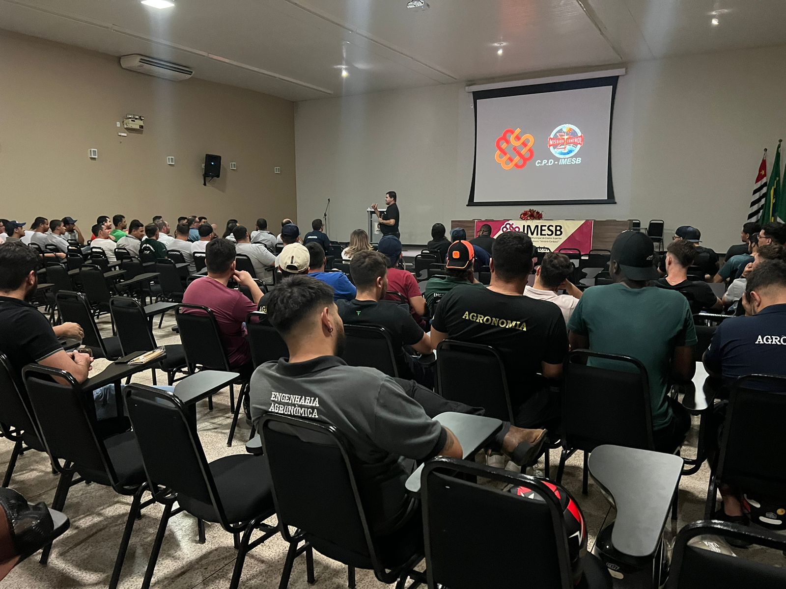 4a245af1-b5cd-464b-a3f7-808e9166ad11