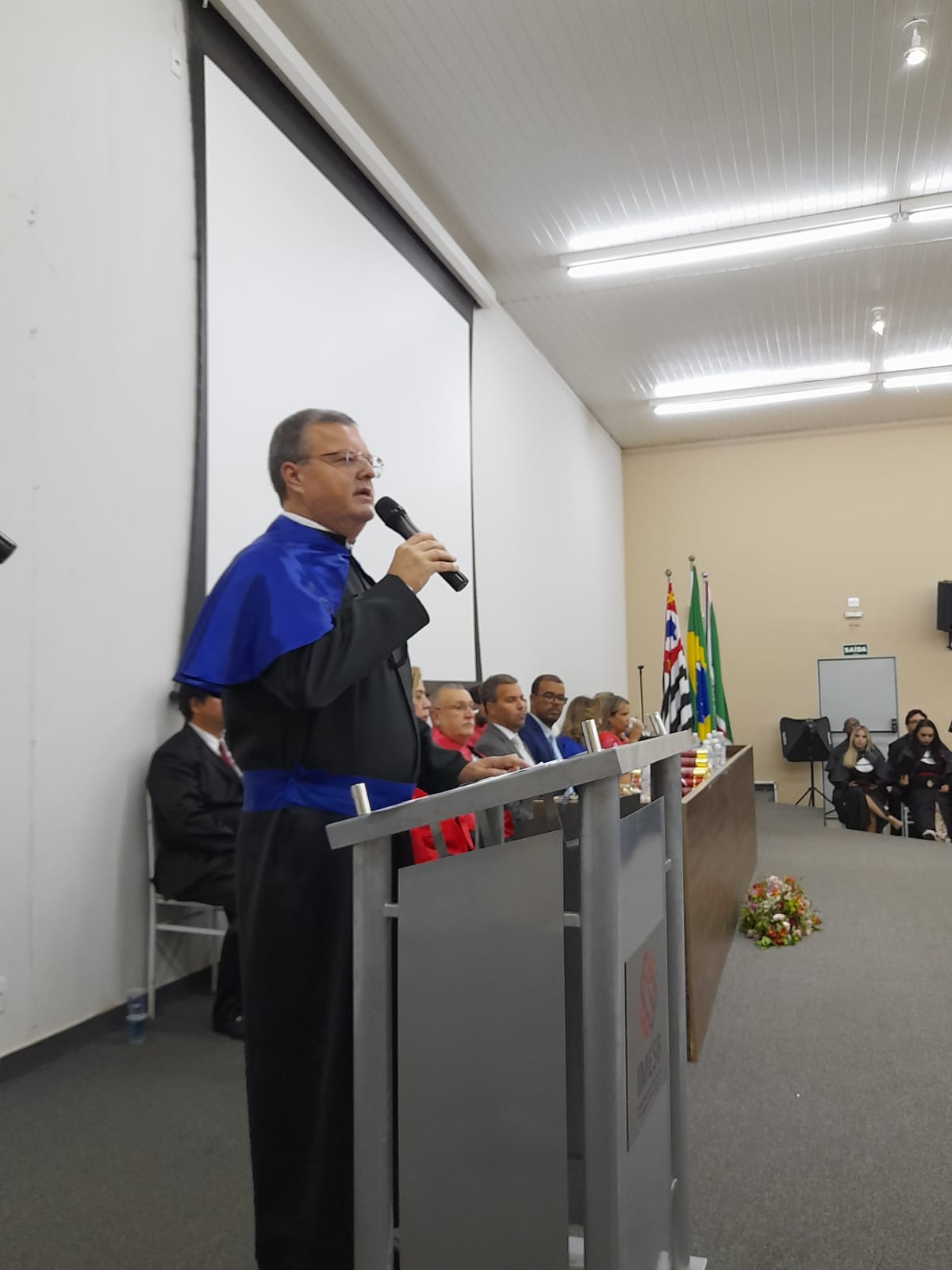 7669edf6-d8ce-4f95-a366-e7e974cbdb7e