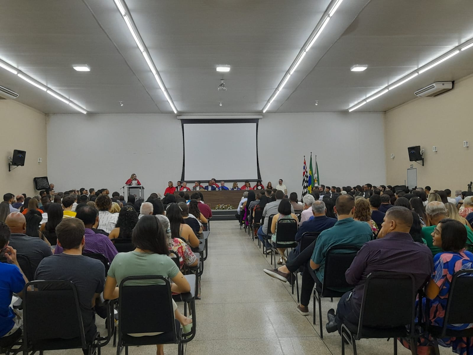 610093df-745b-4555-83c1-39fdcff47ea7