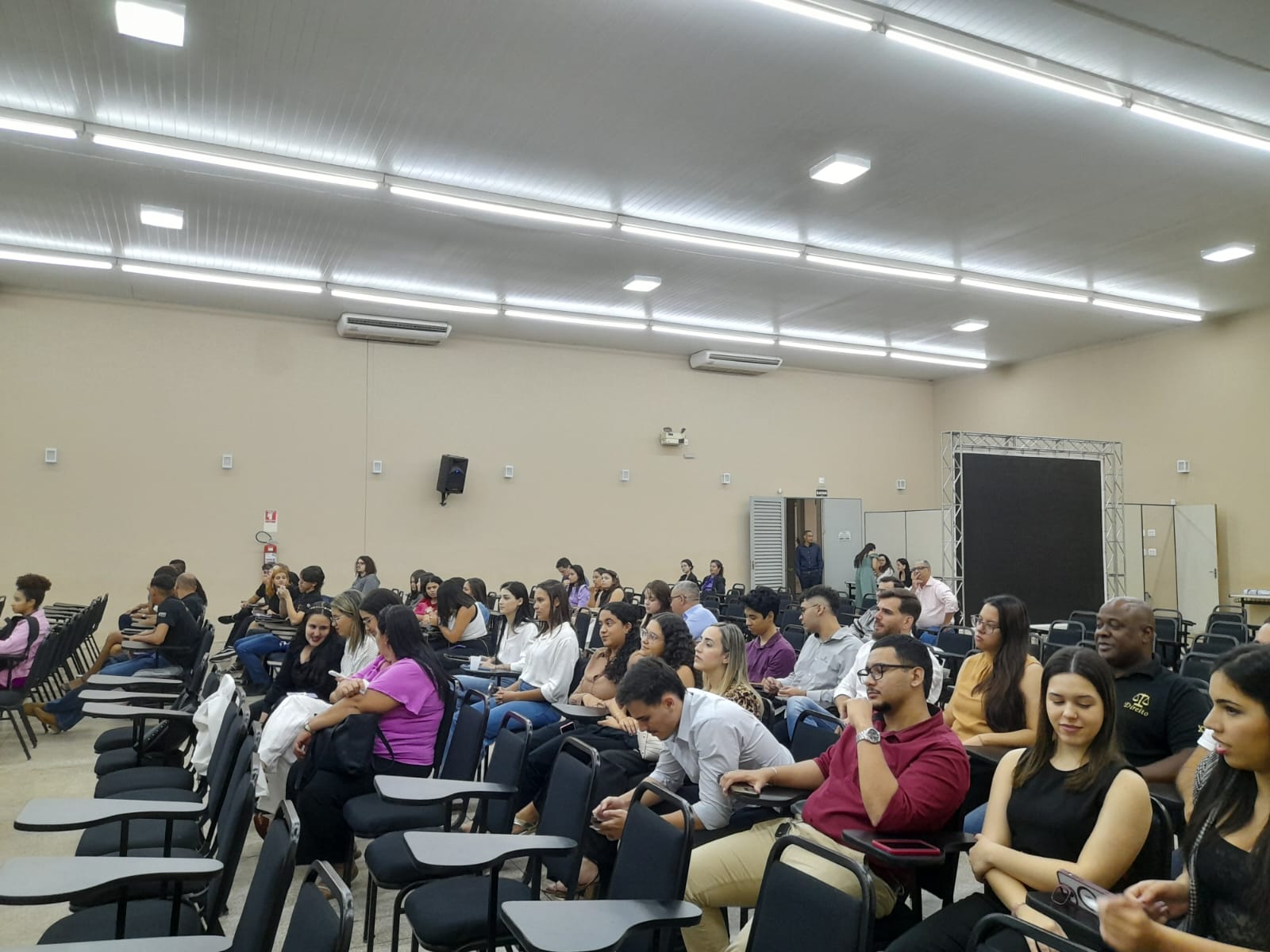 6bd4d6ec-f8d6-4f94-808e-c205c2578d24