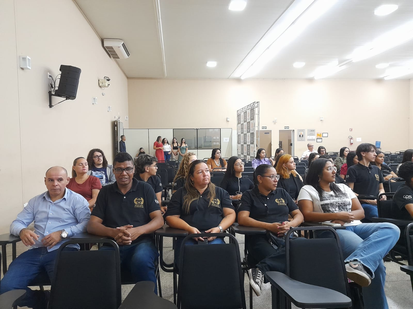 f8ed1e42-a2d3-4cbf-a5e9-ce0176073fea