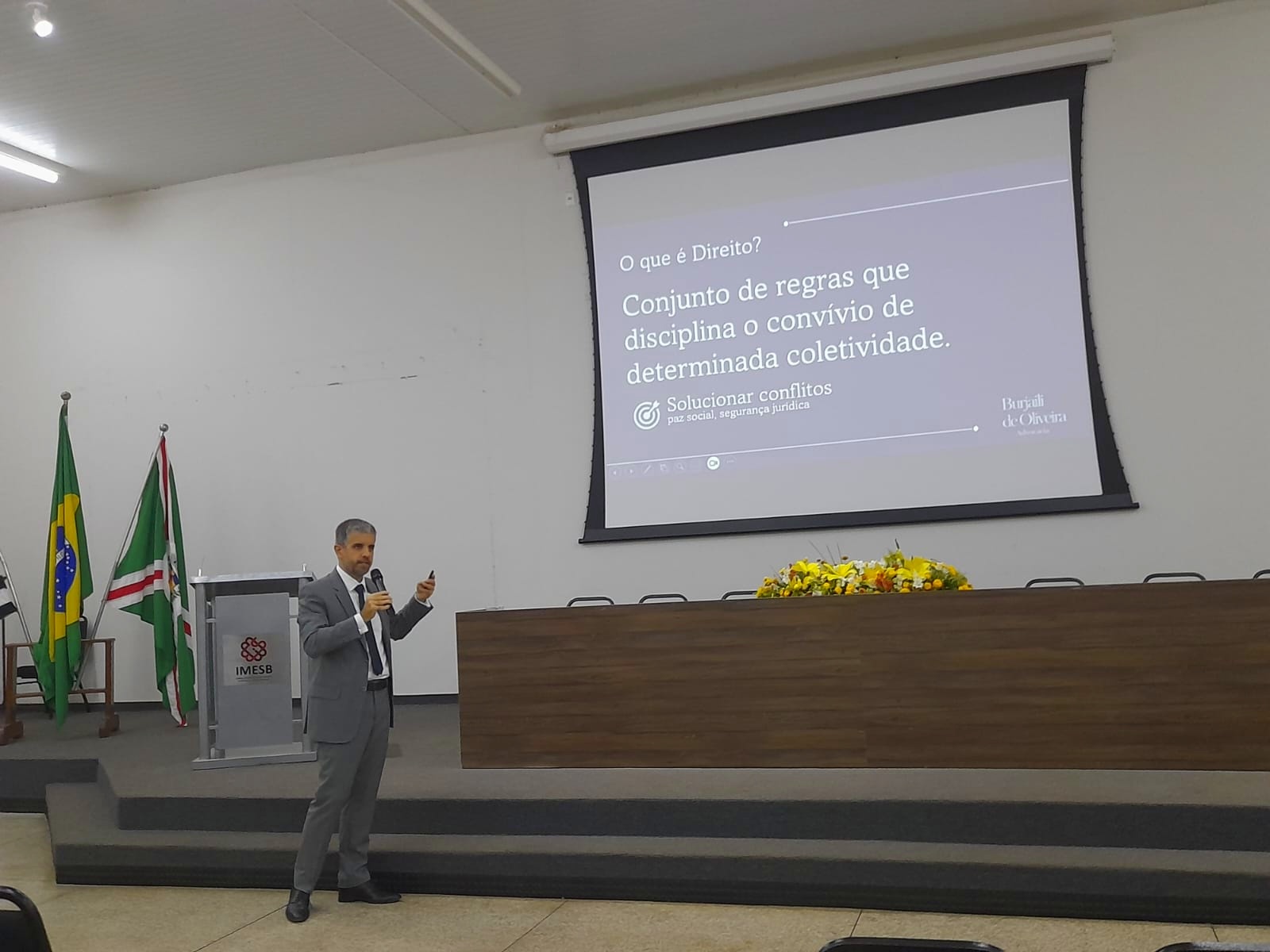 1de6e5e4-c934-41cc-8342-e64bf1f21217