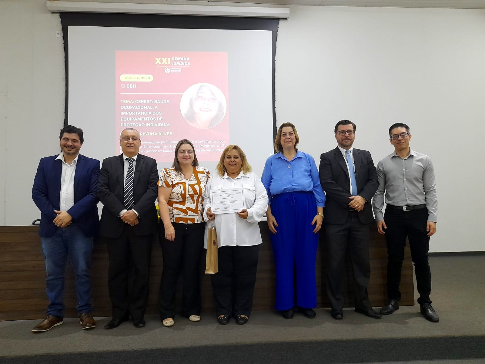 2ead2bb1-1137-4b5d-bea8-6ff472e21997