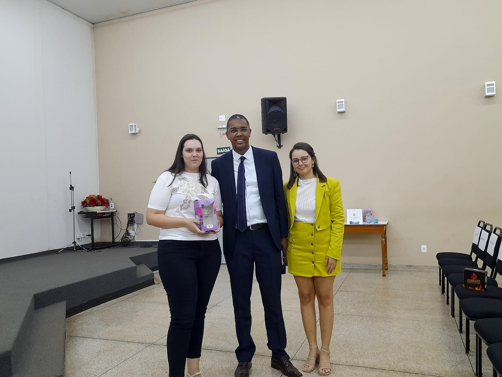 2afb3701-c02a-4e45-ab39-62d413fe674b