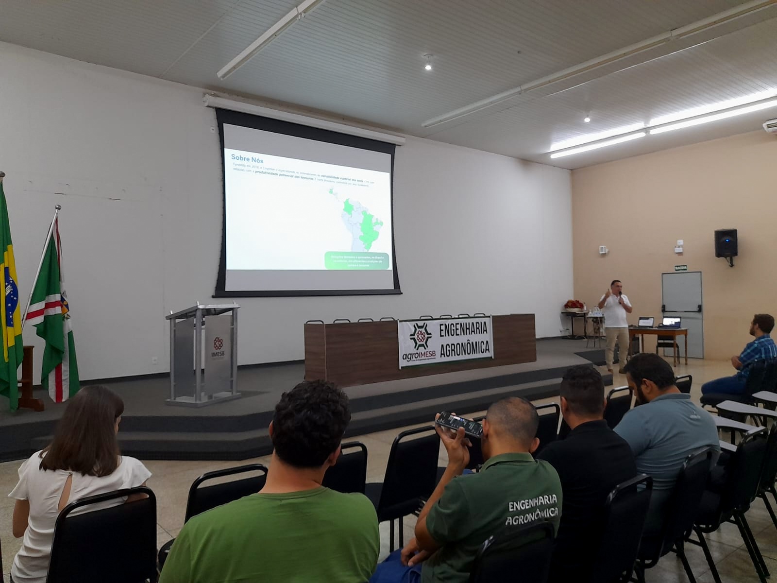 320e8d84-2a30-4142-b8ae-69221974d936