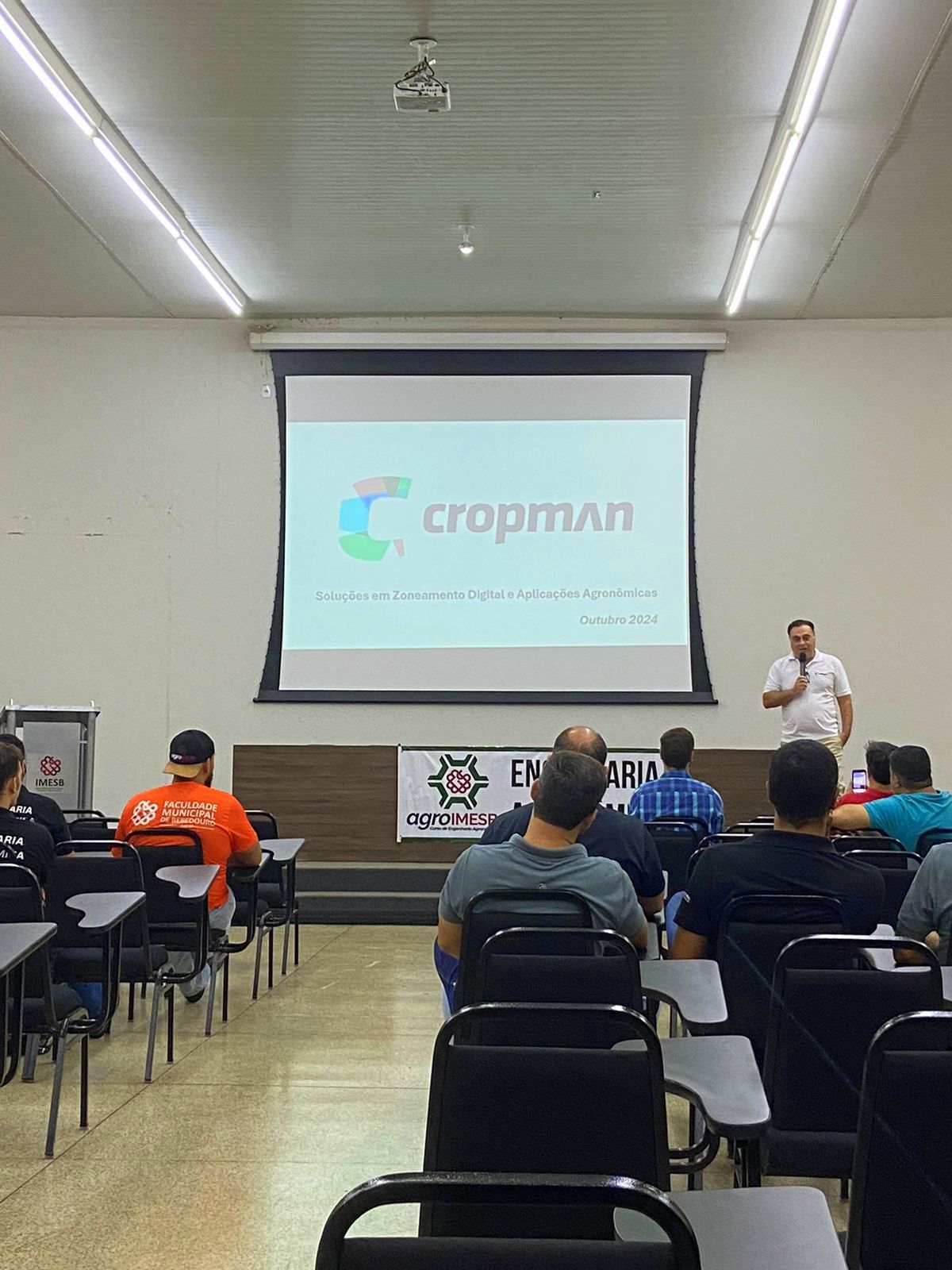 5f623794-b0df-47f5-bf18-3a94b1d154e4