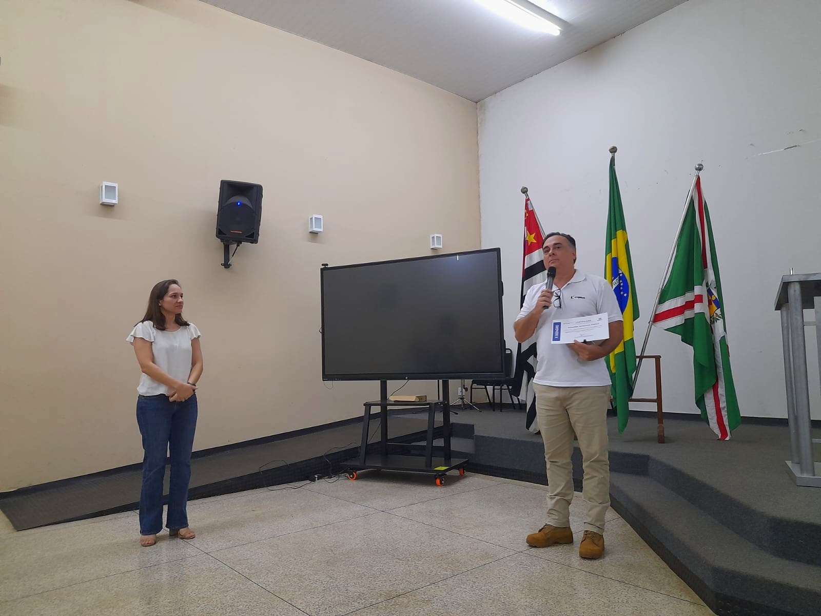 86fd5a43-c40a-4668-bb09-66b545c48a59