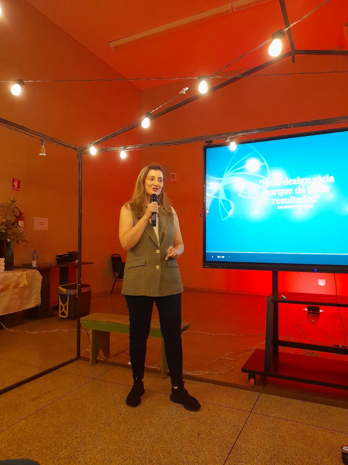 474738b9-e6dc-41c1-b77c-af771377fe0a