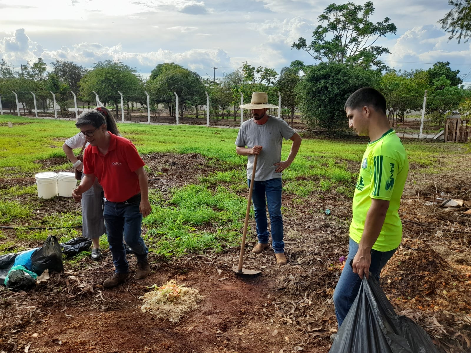 04df35ae-1878-43f9-bf72-d0e555365dcd