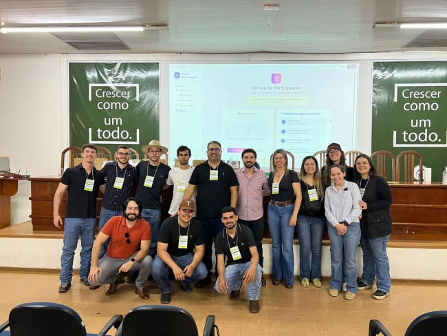 1º Dia de Campo em Tecnologia de Sementes reúne estudantes e especialistas na Fundação Coopercitrus